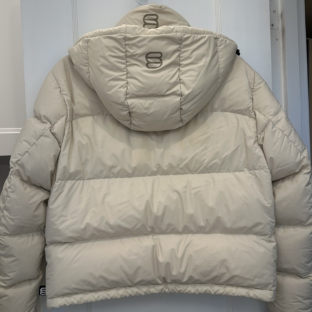 Aritzia Cream super puff matte pearl Puffer Jacket Sz Small - Picture 3 of 8